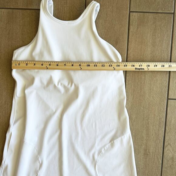 Vuori Womens Volley Dress Medium Mini Athletic Tenniscore Preppy Athleisure - Picture 4 of 6